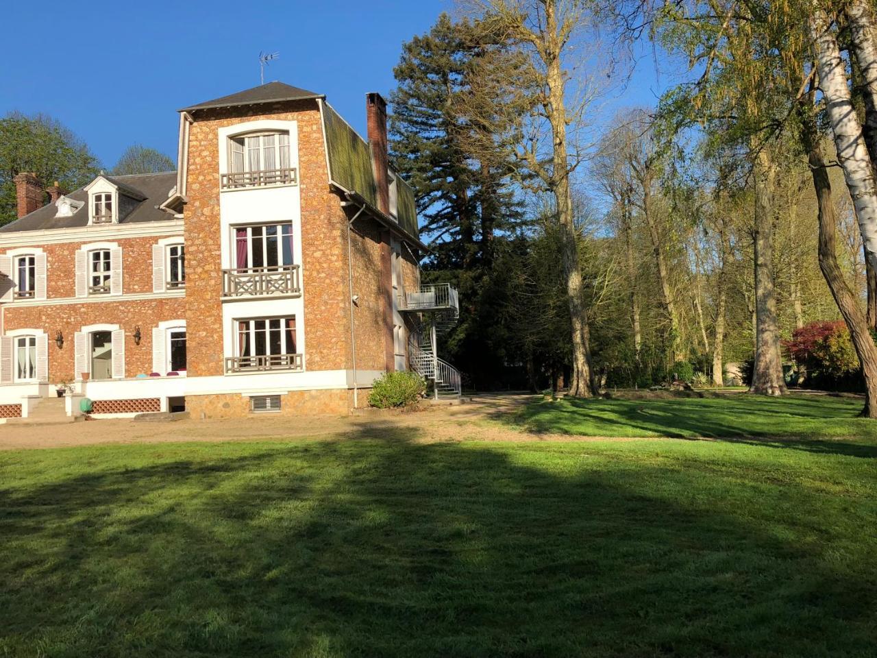 La villa rochette Forges-les-Bains Exterior foto