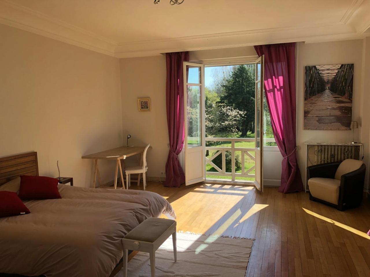 La villa rochette Forges-les-Bains Exterior foto
